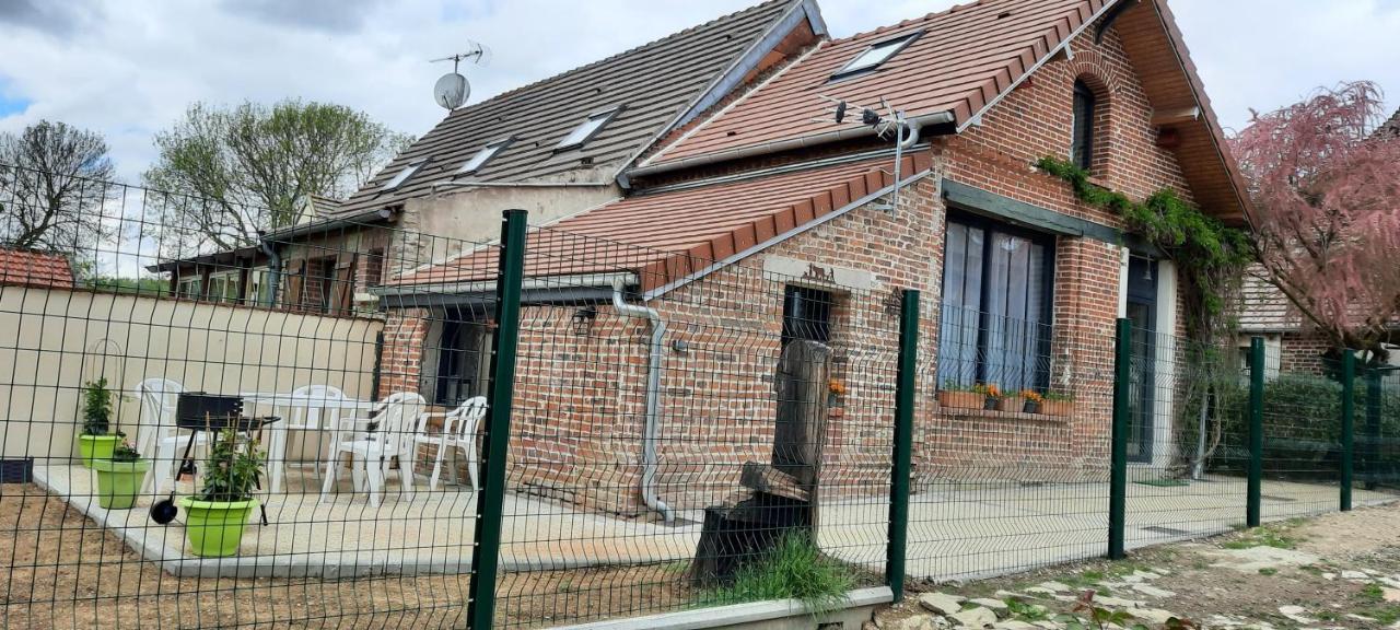 L Atelier Des Reves Villa Cressonsacq Bagian luar foto